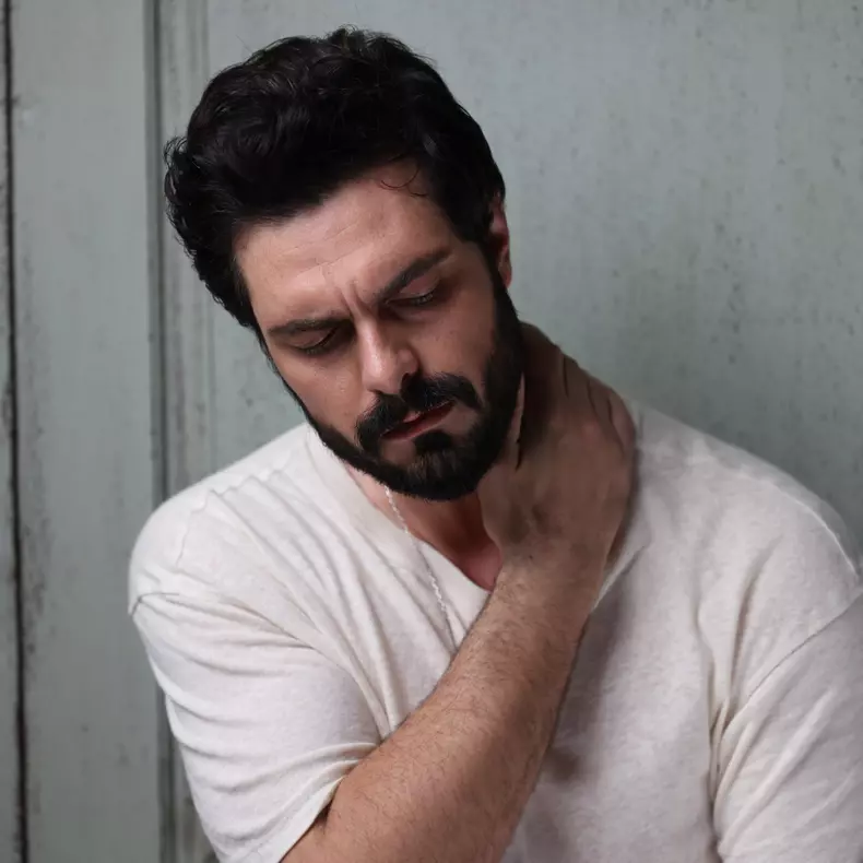 halil-de-pe-twitter