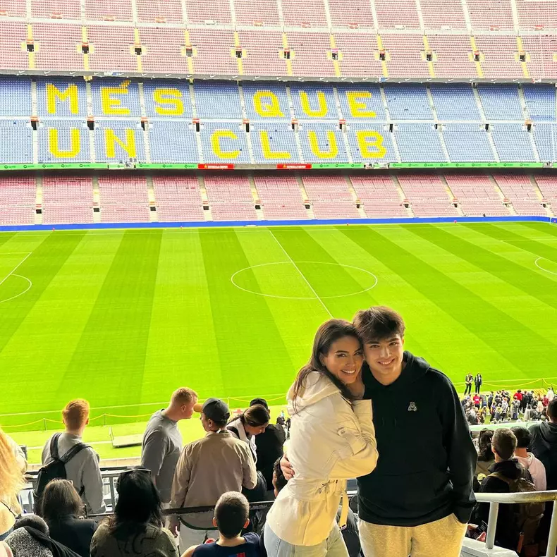 geanina-ilies-si-patrik-fotbal-3