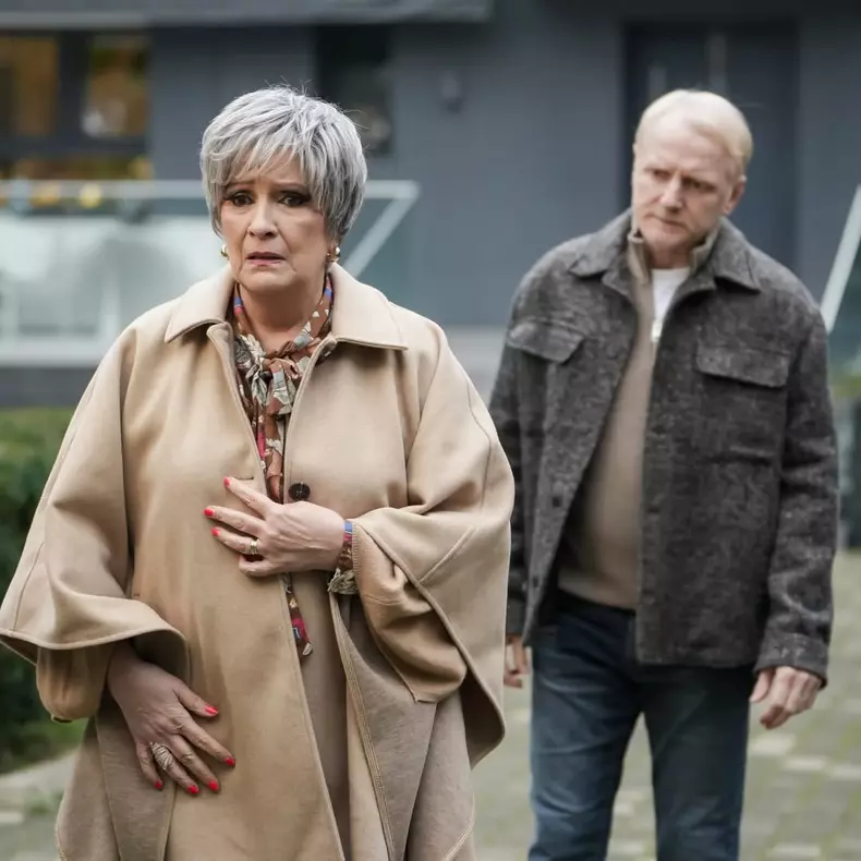 Ana, Mi-ai fost scrisă în ADN2 (2)