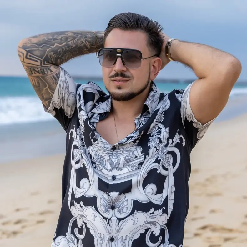 Ce scrie presa din Italia despre Prințul Marco de la Insula Iubirii. Au ieșit la iveală detalii neștiute despre trecutul lui