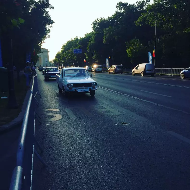 Dacia 50 de ani toate masinile parada067