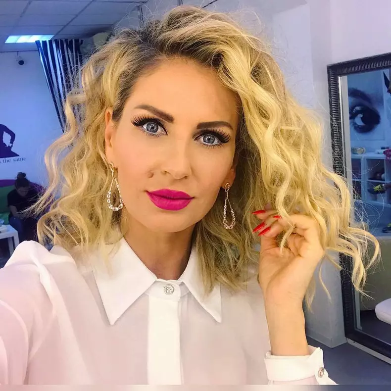 Andreea Bănică 2