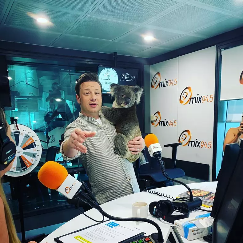 Jamie Oliver, în faliment3