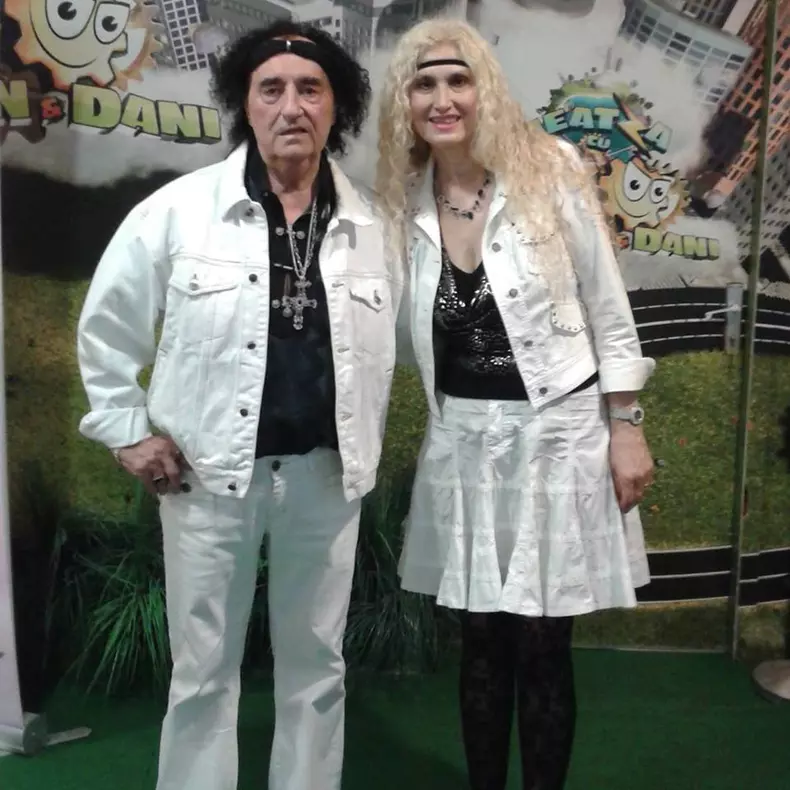 Povestea bentițelor pe care Marian Nistor și soția acestuia le poartă(2)