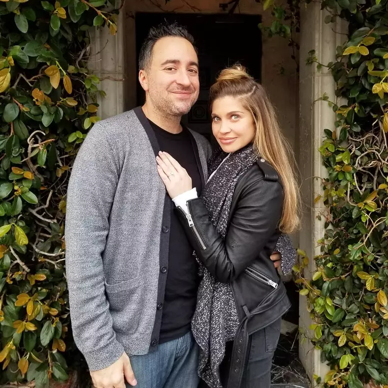 Danielle Fishel a născut cu o lună înainte de termen