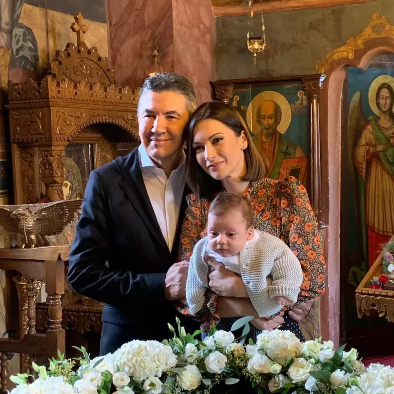 Andreea Berecleanu, soțul ei, medicul estetician Constantin Stan și fiul Mihaelei Călin, Petru