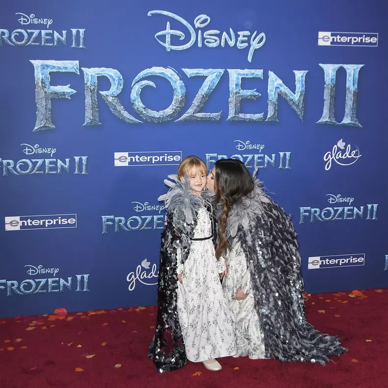 Selena Gomez și sora ei Gracie Teefey
