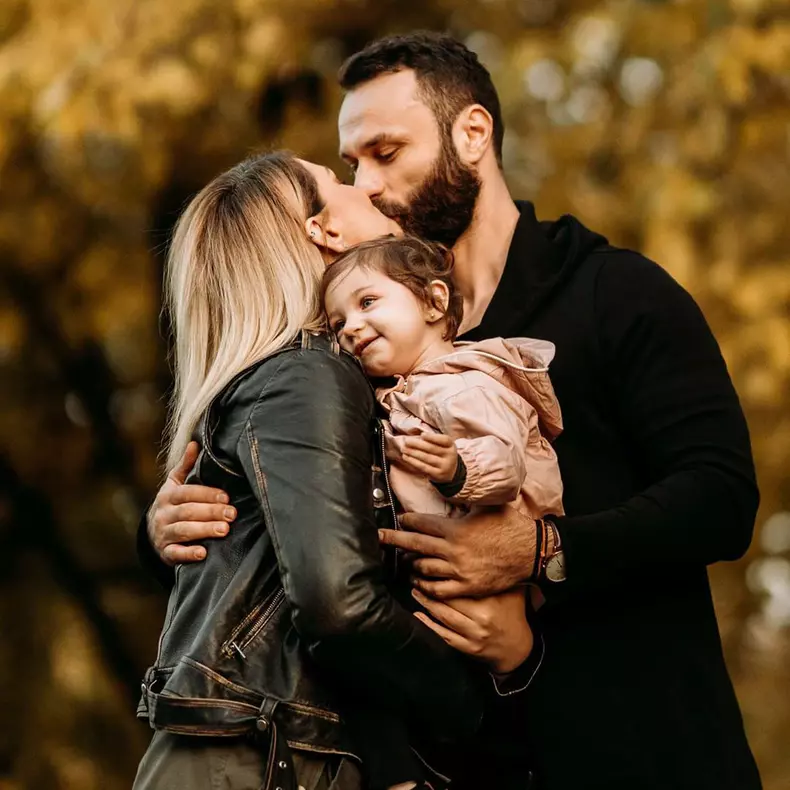 Feli Donose, iubitul ei Cătălin și fiica lor Nora Luna