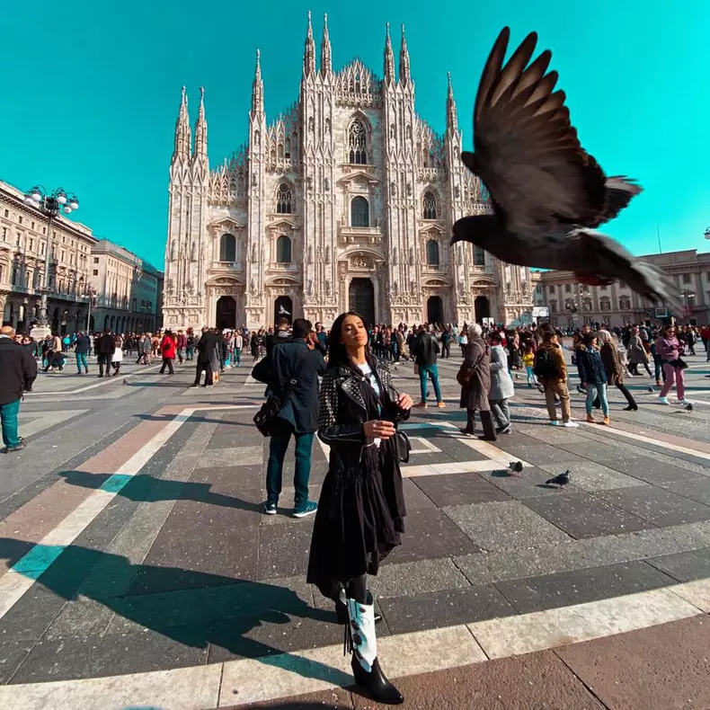 Adelina Pestrițu, aspru criticată pentru plecarea la Milano (5)