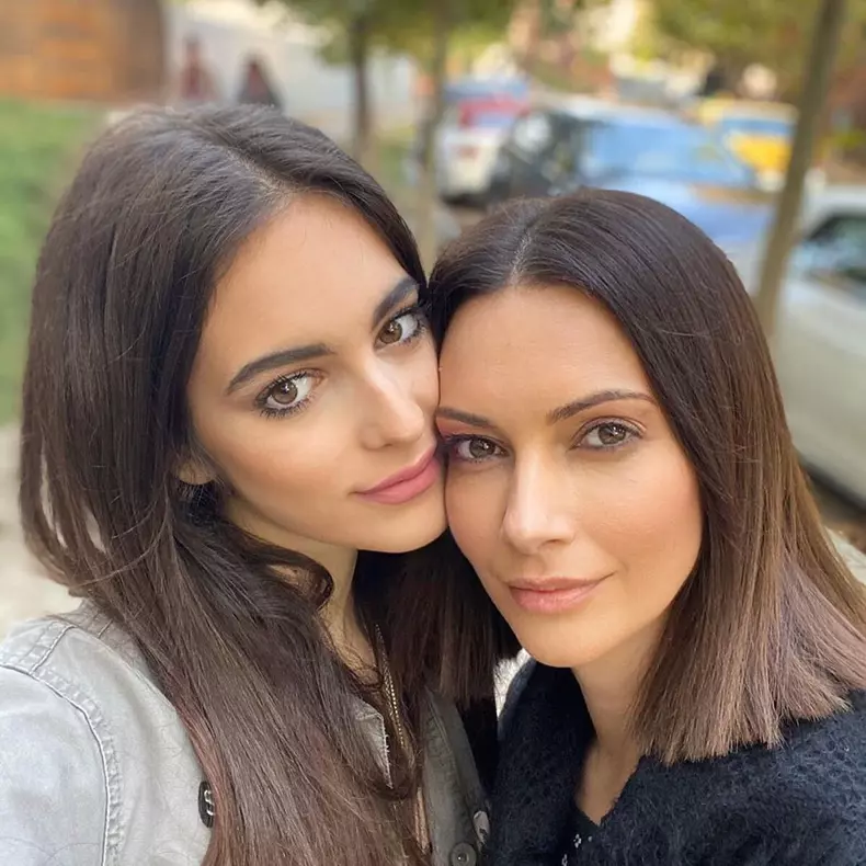 Andreea Berecleanu și Eva Zaharescu