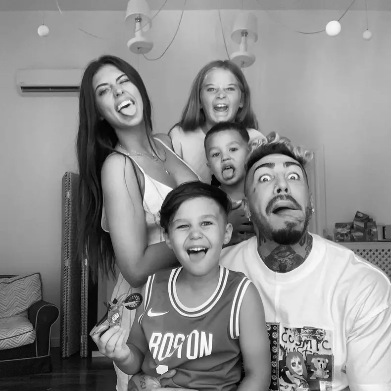 Antonia, Alex Velea, Maya, Dominic și Akimn