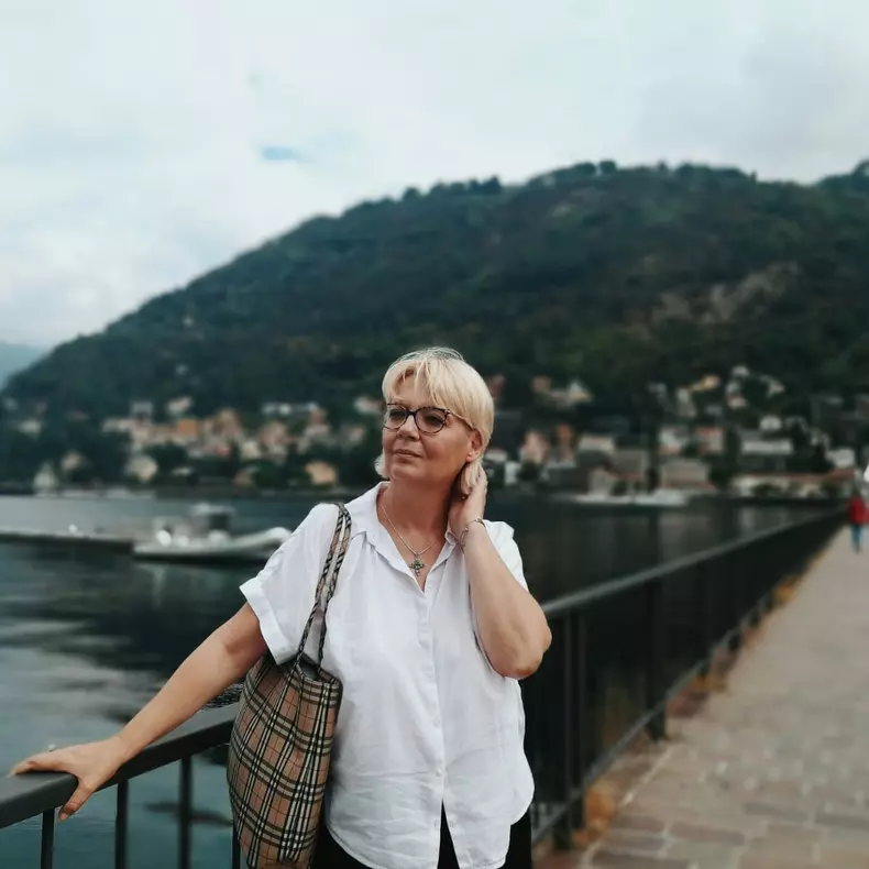 Emilia Popescu (4)