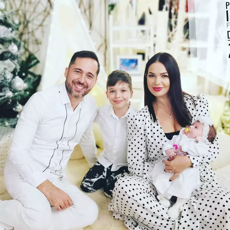 Deea, Dinu, Andreas și Maysa Maxer