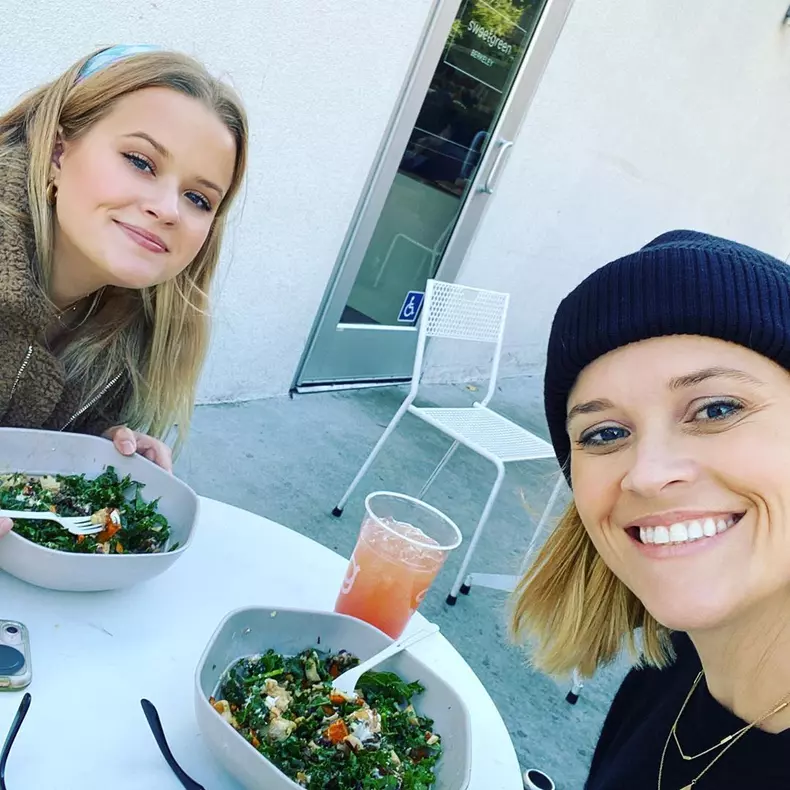 Reese Witherspoon și fiica ei Ava