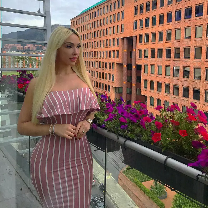 Alexandra Harra
