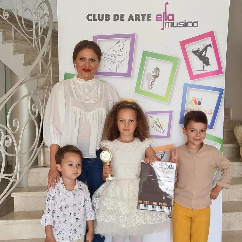 mirela-vaida-al-patrulea-copil-1