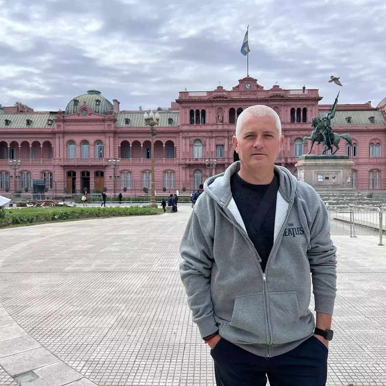 Virgil Ianțu are acum 51 de ani și arată impecabil