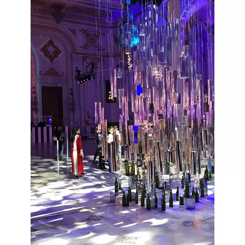 @trebuiesaiubestibucuresti