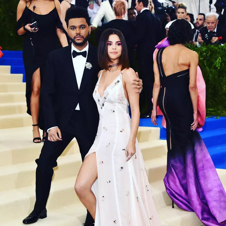 Selena Gomez & The Weeknd (1)
