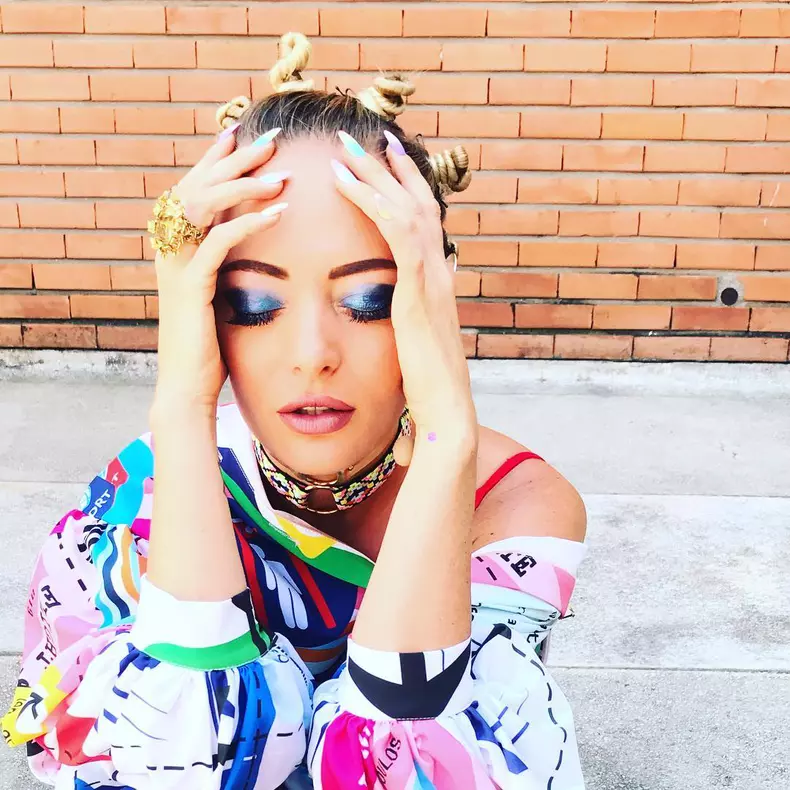 Rebela