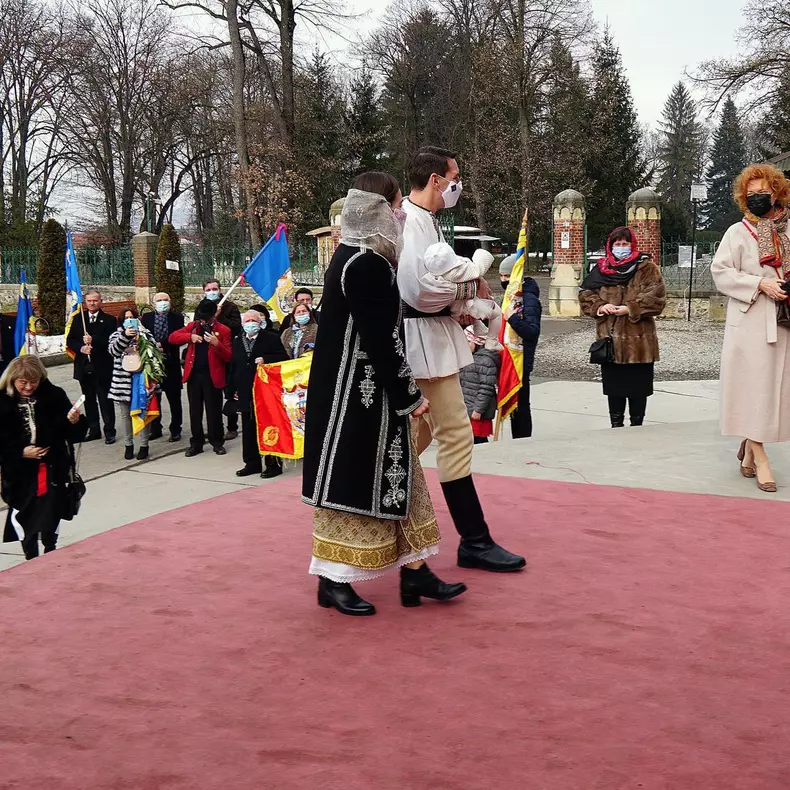 Fostul Principe Nicolae și Alina Binder și-au botezat fetița