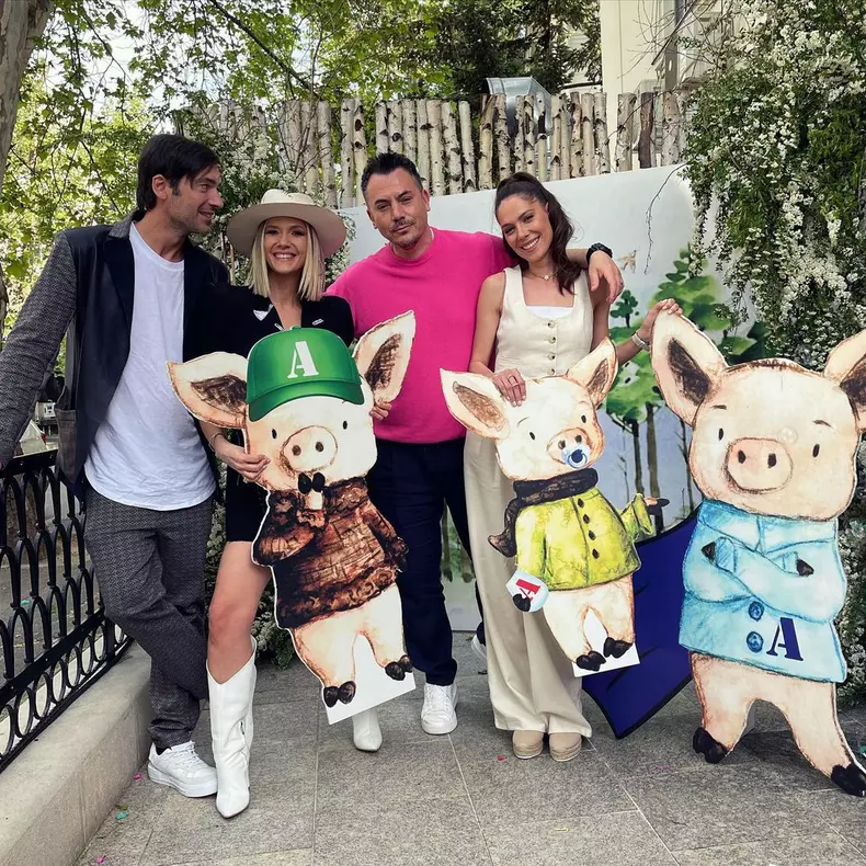Adela Popescu și Radu Vâlcan și-au botezat fiul cel mic