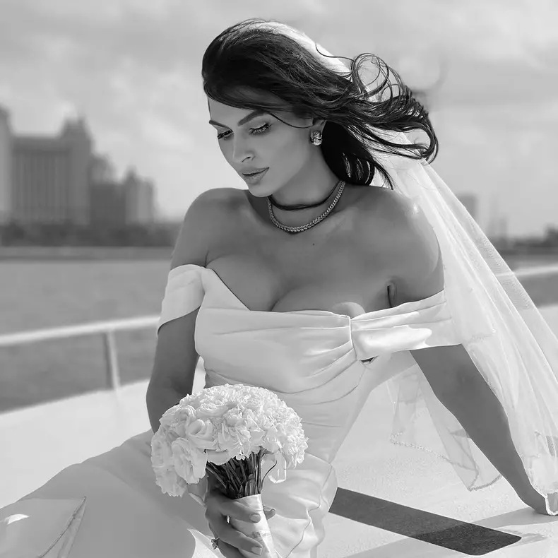 4. Mădălina Pamfile s-a căsătorit