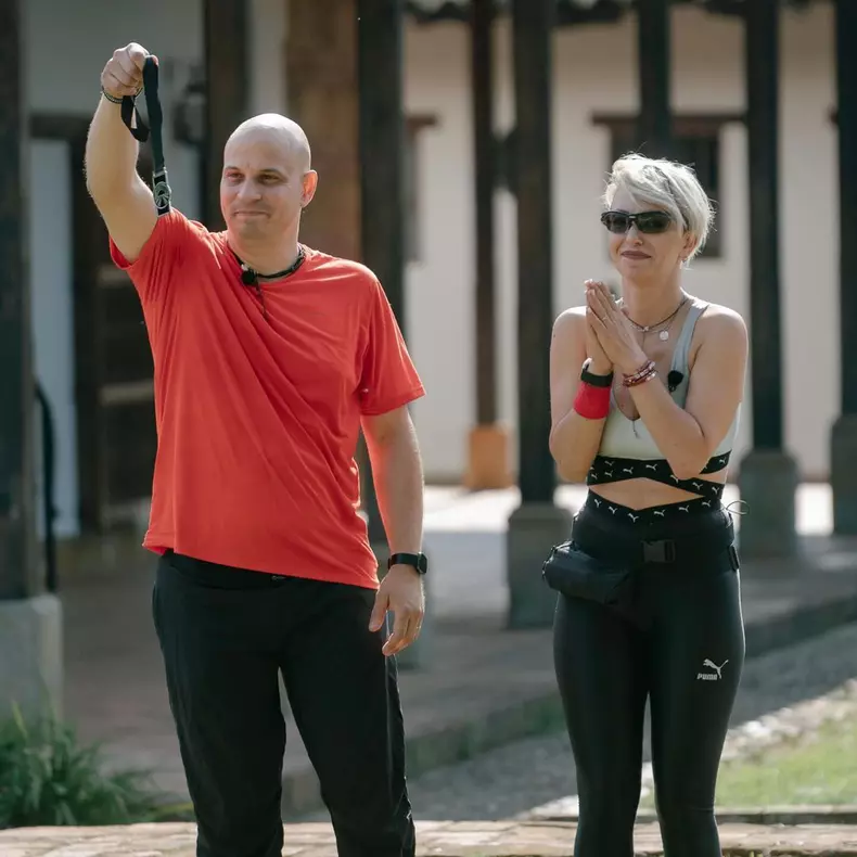 Giulia Anghelescu și Vlad Huidu la America Express (6)