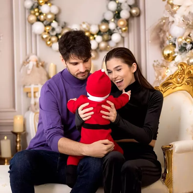 Theo Rose, Anghel Damian și fiul lor