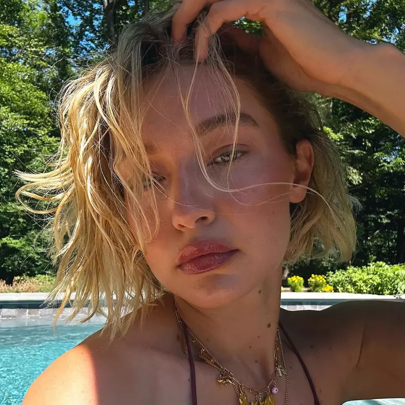 Gigi Hadid (3)
