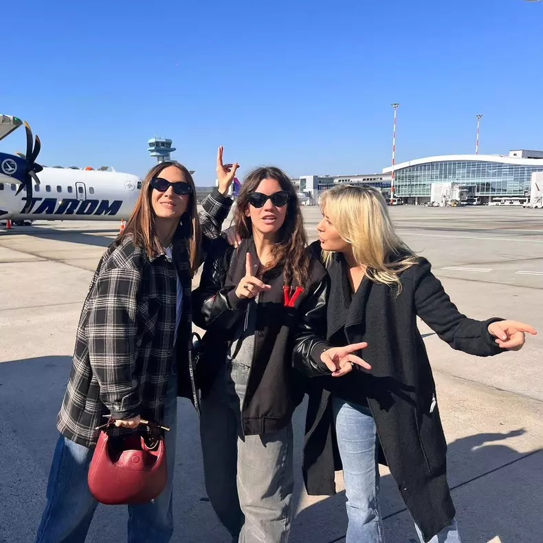 Laura Cosoi, Adela Popescu și Ada Condeescu (7)