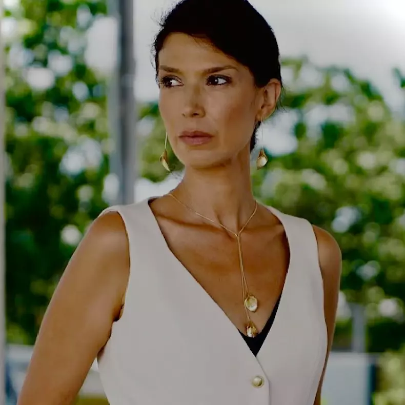 Alina Chivulescu  (9)