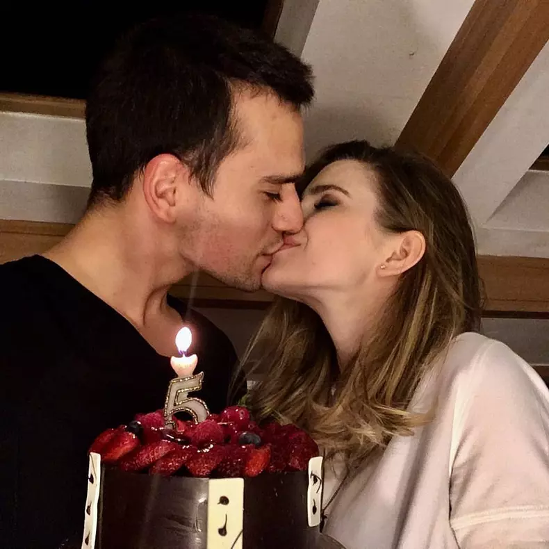 Criss și Vlad au sărbătorit cinci ani de relație ce cadouri și-au făcut (3)