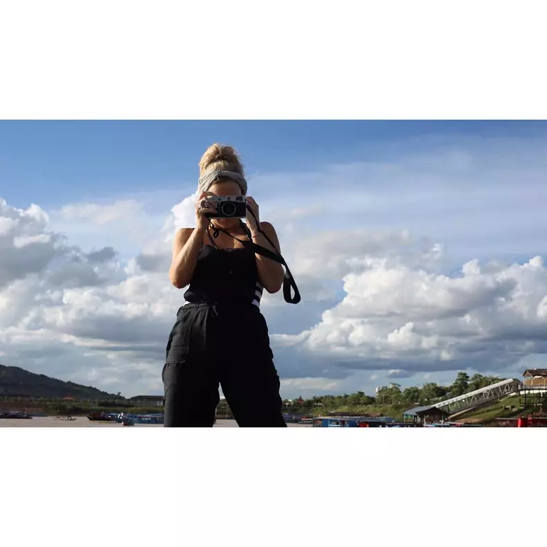Kate Hudson explorează Cambodgia alături de noul ei iubit (4)