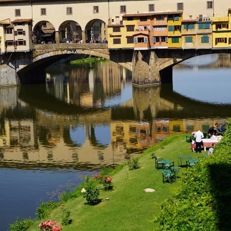 Lucian Mândruță, în vacanță alături de soție în Italia. Cât a costat călătoria - (10)