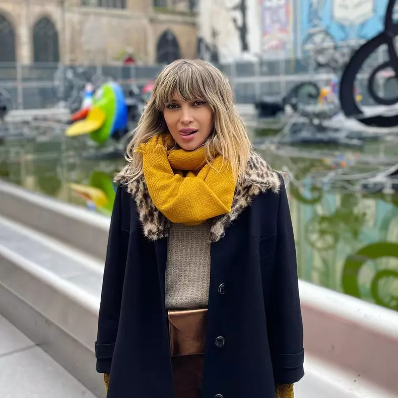 Lora, ședință foto provocatoare în Paris. Cum s-a pozat alături de iubitul ei. „Flirt în Paris” (24)