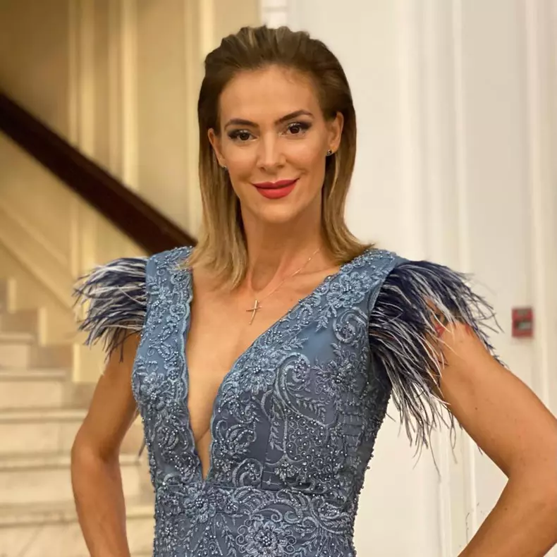 de-ce-regreta-roxana-ciuhulescu-ca-a-pozat-in-playboy.-ce-a-facut-cu-banii-3