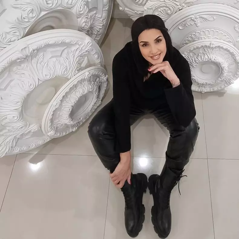 Nico a devenit bunică la 52 de ani! Fiica artistei a născut un băiat (3)