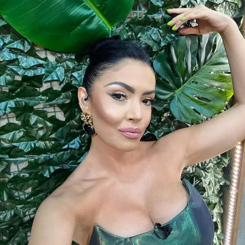 de-ce-nu-se-uita-andreea-mantea-la-emisiunile-ei-1