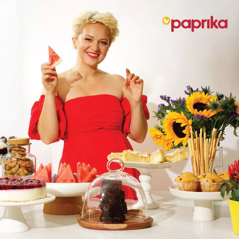 O nouă emisiune la TV Paprika. Când începe „Deserturi Magice cu Prăjiturela”, cu Mihaela Sava