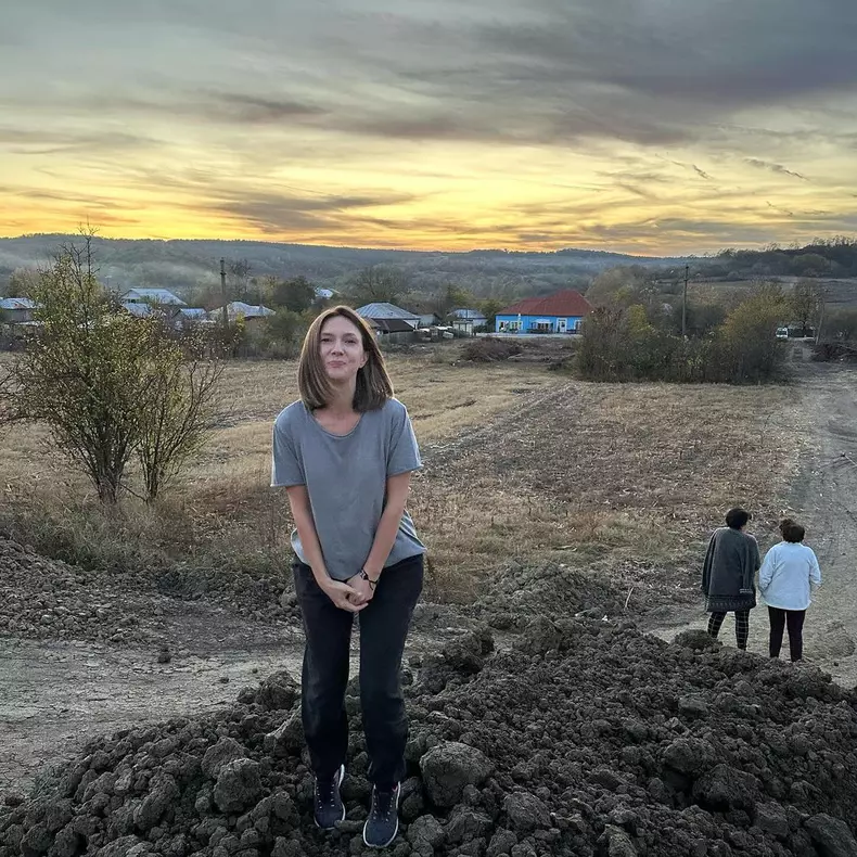 Adela Popescu și Radu Vâlcan își construiesc o nouă casă  (1)