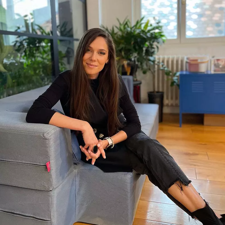 irina-fodor-adora-magia-craciunului.-incep-din-noiembrie-si-termin-in-ianuarie.-exclusiv-2