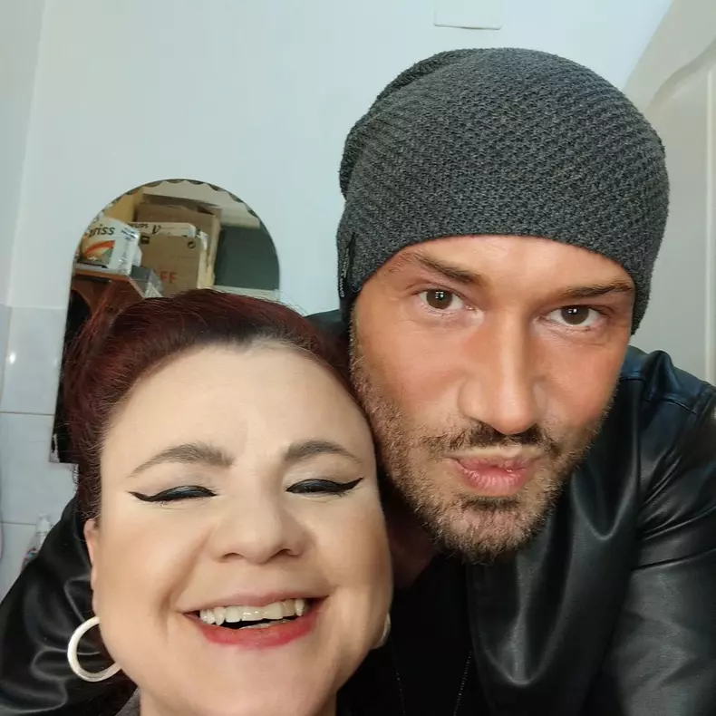 'A fi sau a nu fi' pe scena mare a Comediei,in seara aceasta cu invitați speciali Vă așteptăm la teatru! (1)
