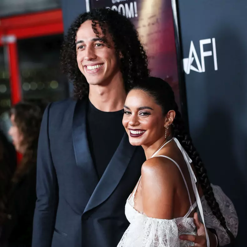 Cole Tucker si Vanessa Hudgens, la premiera „Tick, Tick...BOOM!”