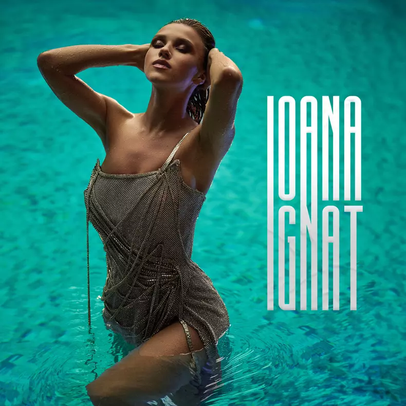 Ioana Ignat prezintă albumul ei de debut  (1)