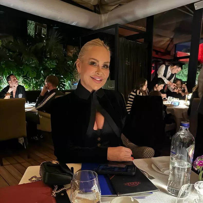 Vica Blochina alearga 10 kilometri pe zi  (7)