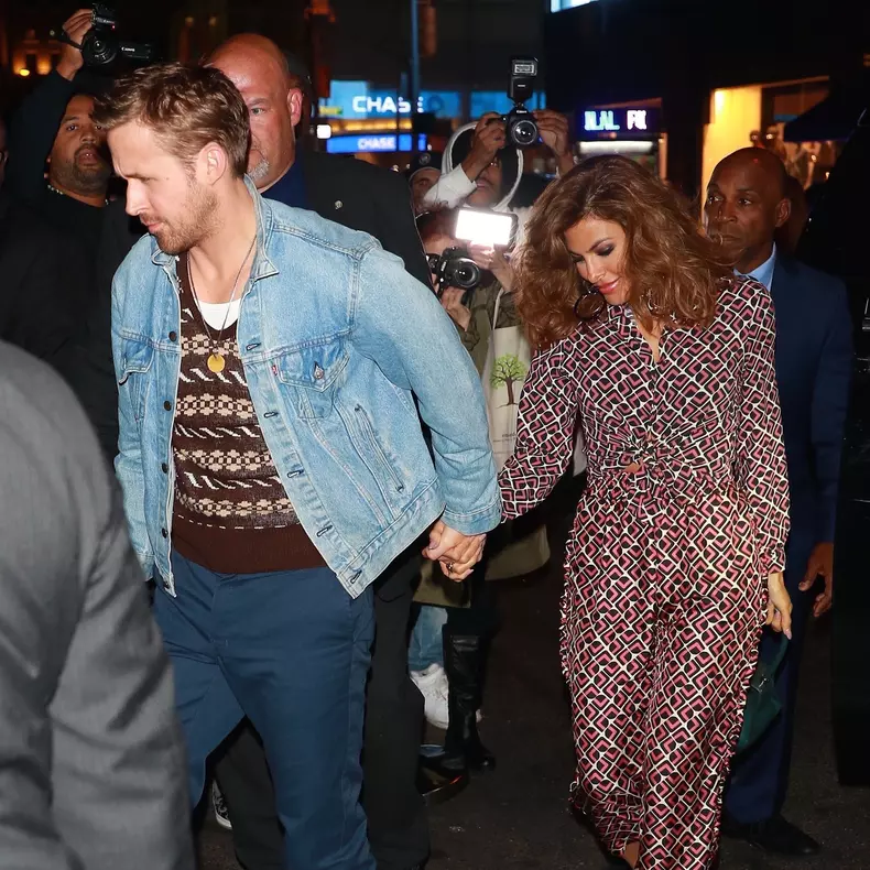 Cum arată Eva Mendes la cei 50 de ani 