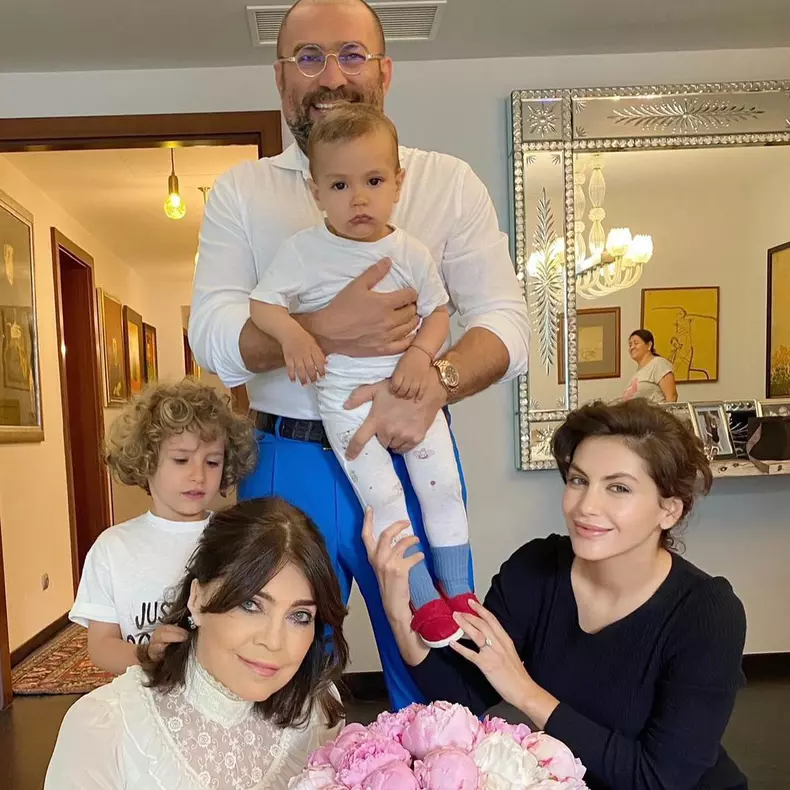 Dana Budeanu și Cristina Săvulescu, după moartea Deliei Budeanu  (5)