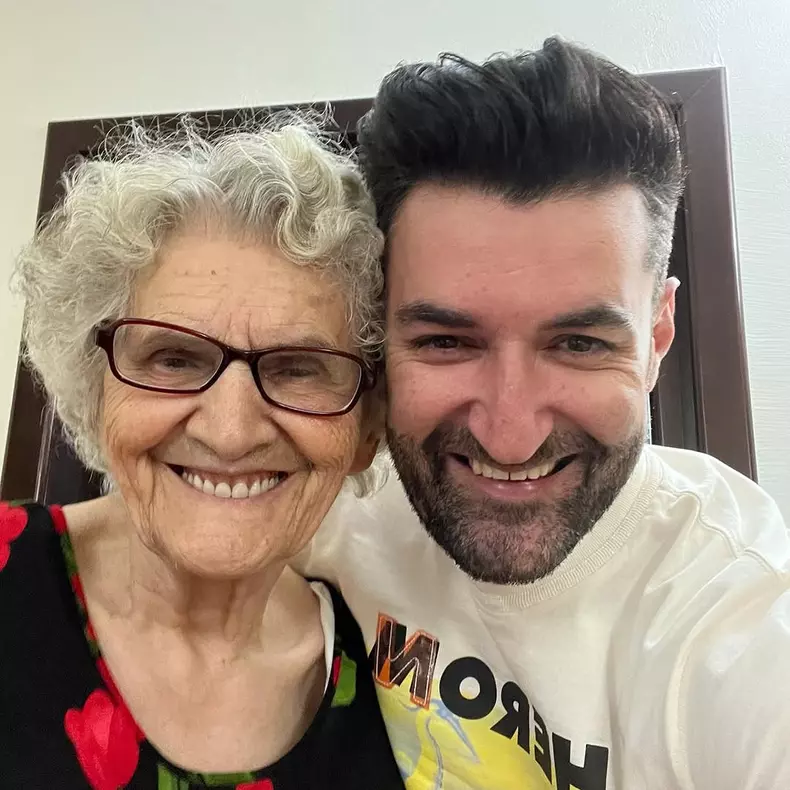 smiley-bunica