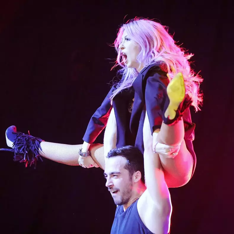 Imagini-cu-Andreea-Bălan-și-Petrișor-Ruge-de-acum-18-ani-la-inceputul-colaborarii-lor (16)